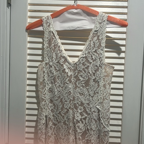 Xscape formal lace dress size 8 - Picture 4 of 6